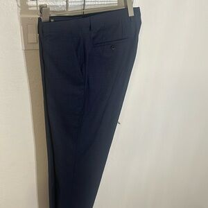 Hugo boss dress pant in checkered navy.. New